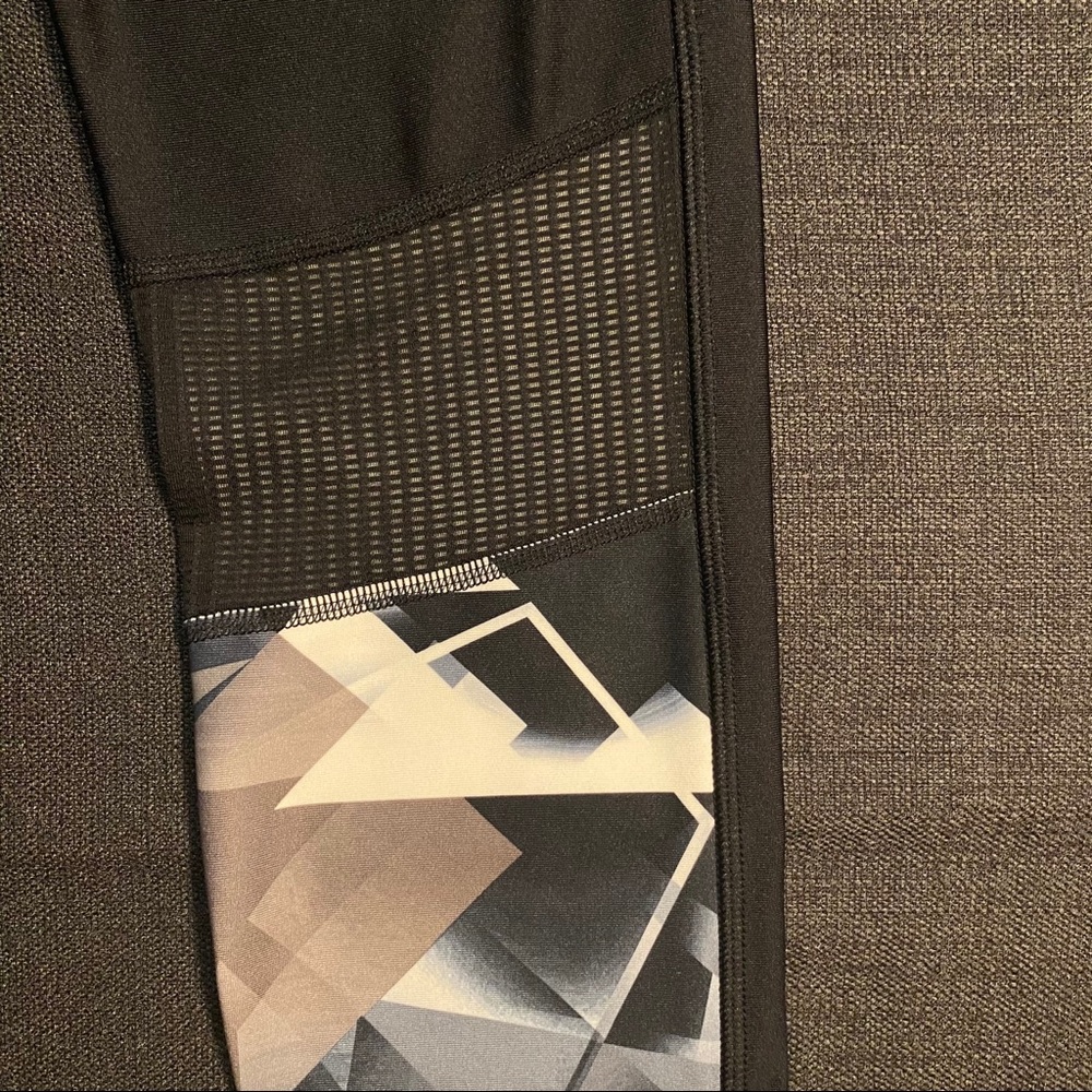 Under Armour Tights - Picture 7 of 8